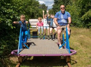 Spoorfietsen in Hengelo met kinderen
